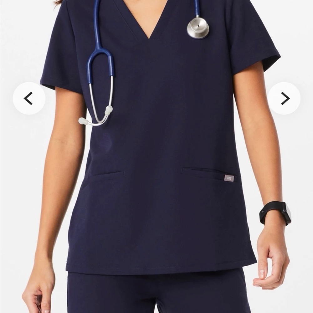 Navy figs double pocket Scrub Top